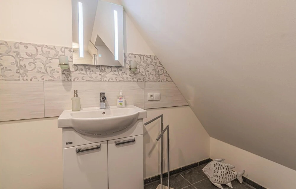 3 Bedroom Cozy Home In Friedrichskoog