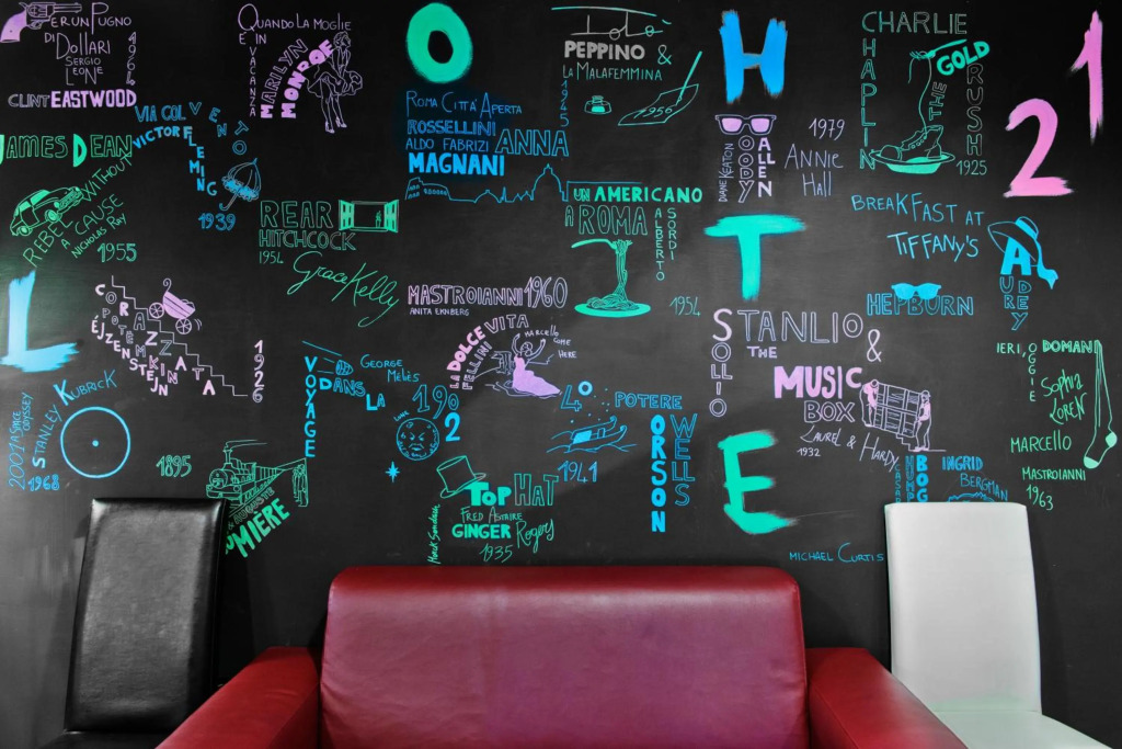 Twentyone Hotel