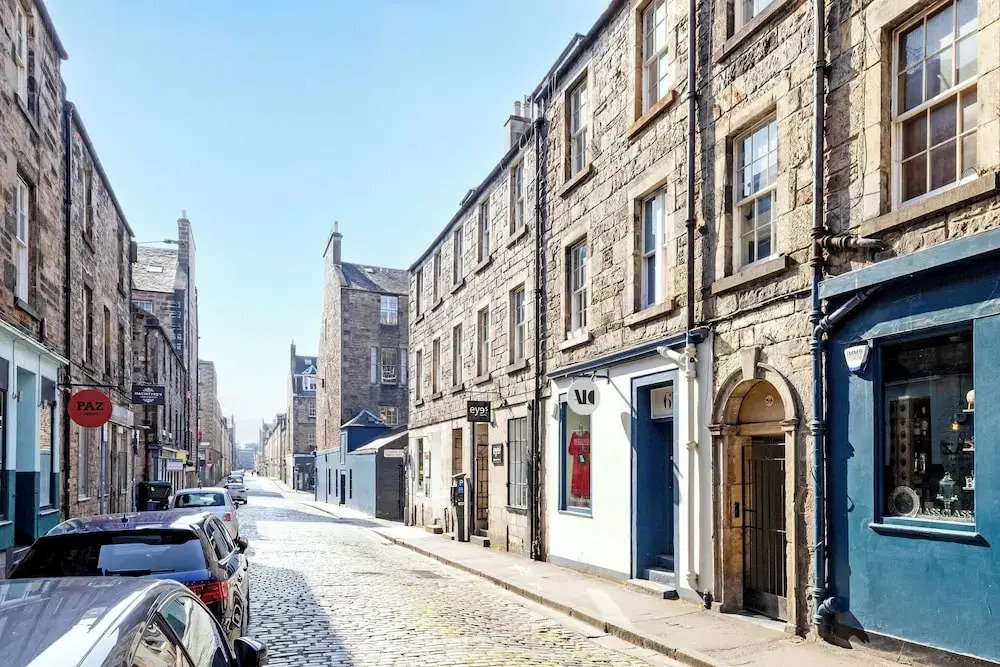 JOIVY Thistle Street - Heart of the City 2-bedroom Apt
