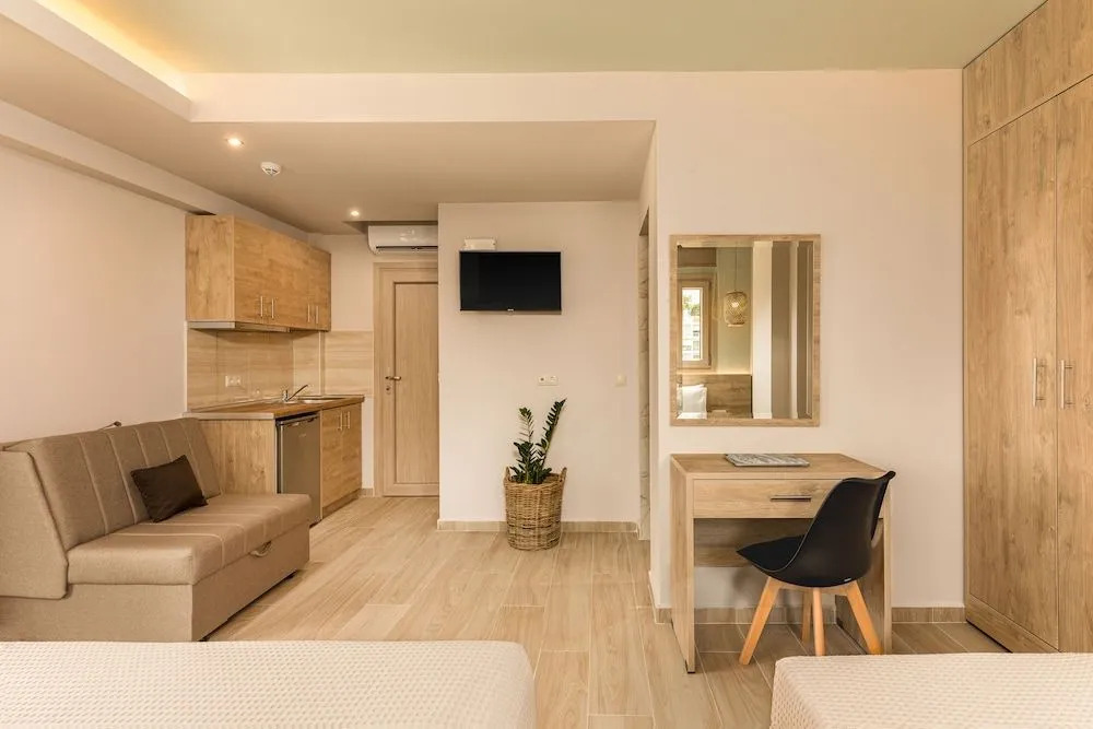 Makris Luxury Rooms