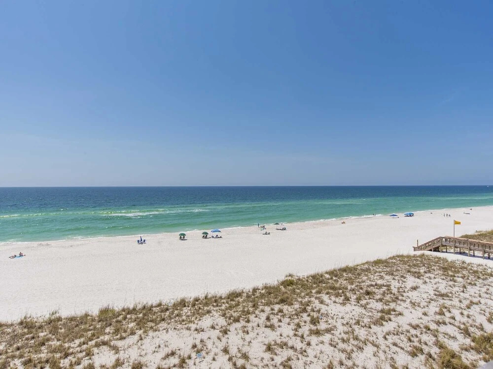 Sundunes Condominium