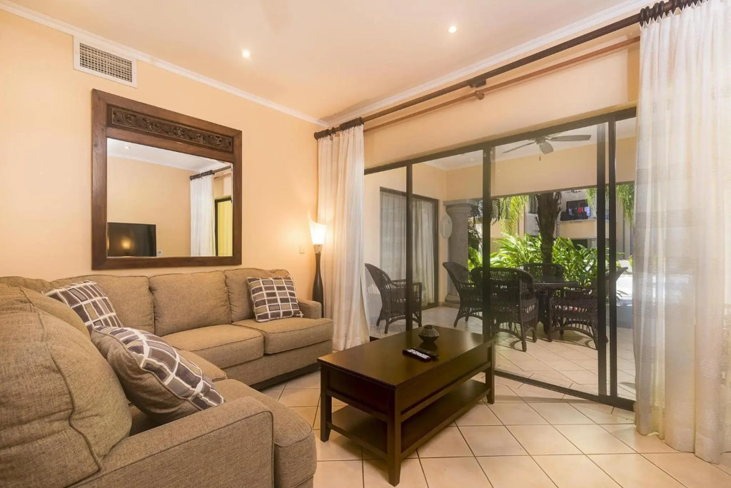 Sunrise 33- 3 Bedroom Poolside Condo