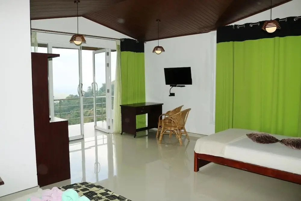 Hotel Ella`s Edge