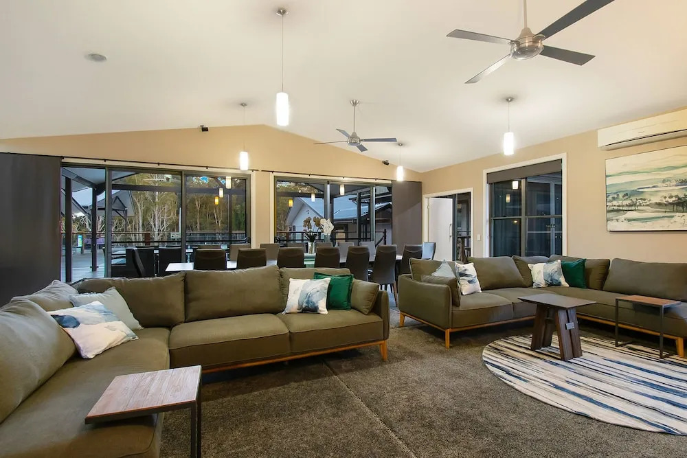A PERFECT STAY - Lennox Unique Coastal Retreat
