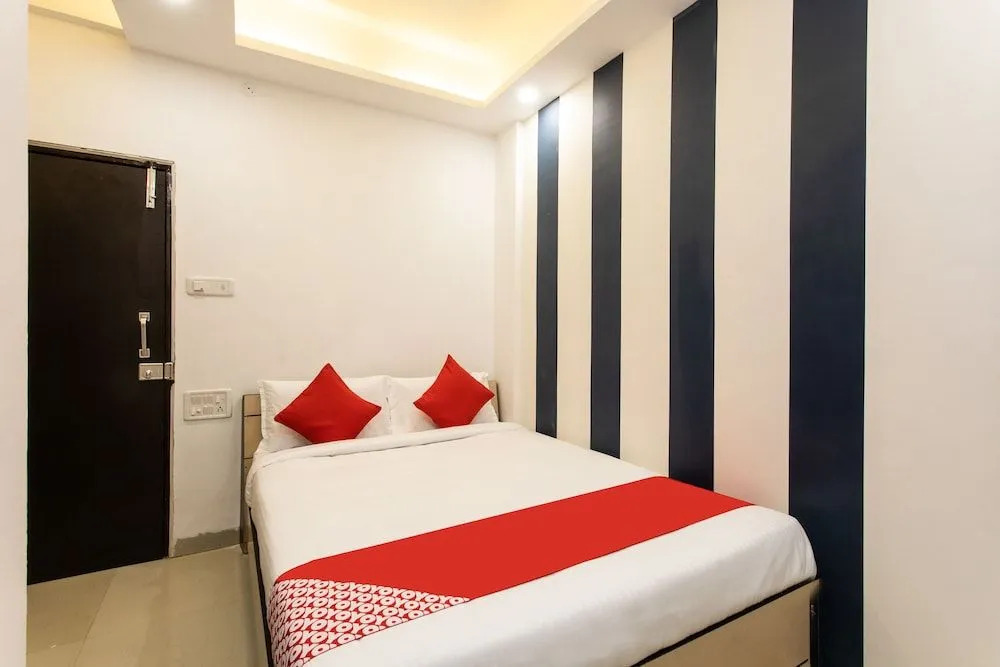 Oyo22734 Hotel Aarav 94