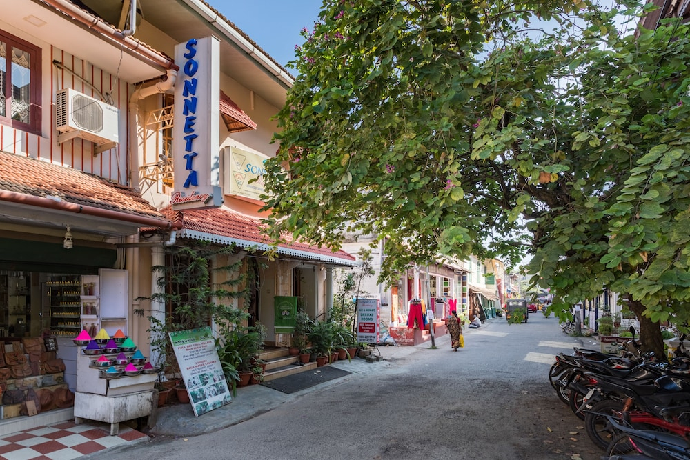 Sonnetta Residency