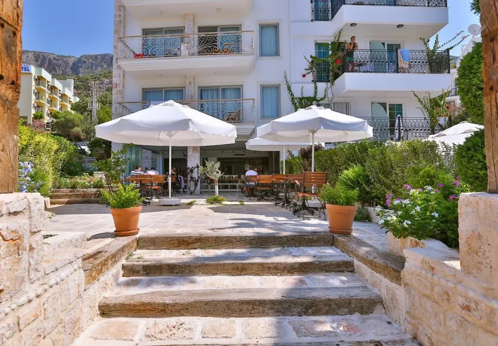 Arnna Hotel