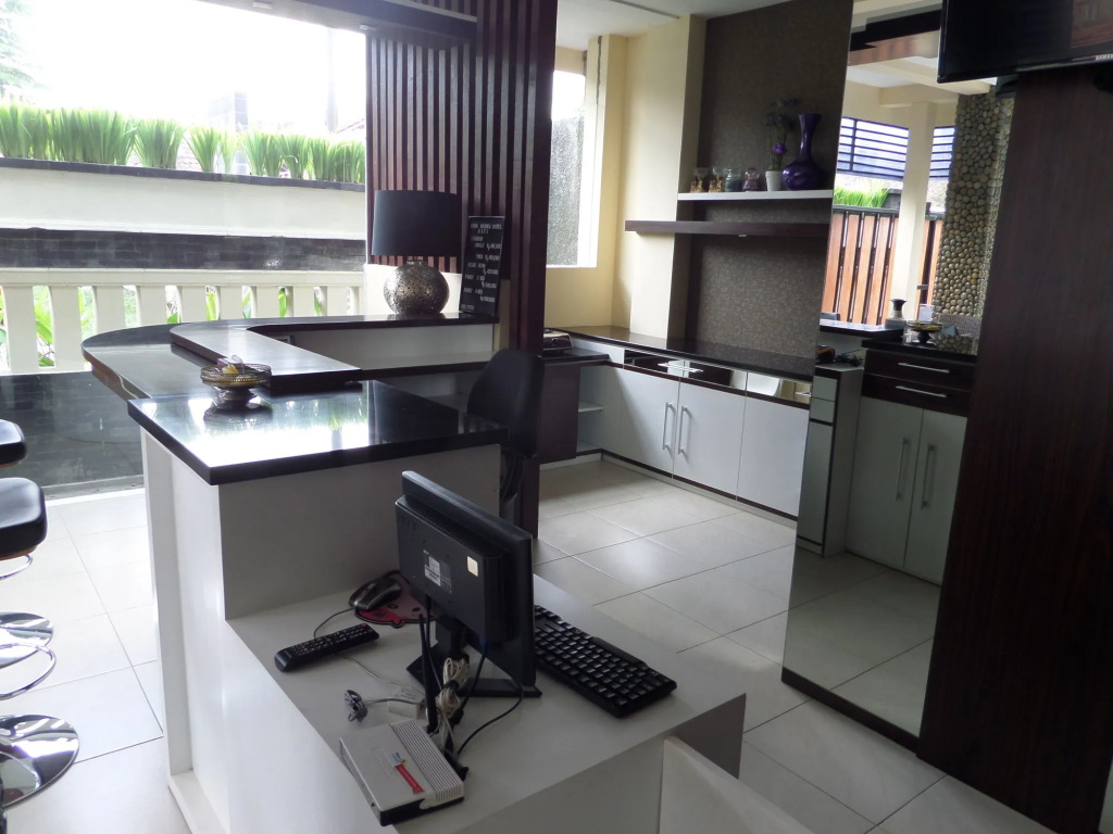 Griya Nendra Hotel