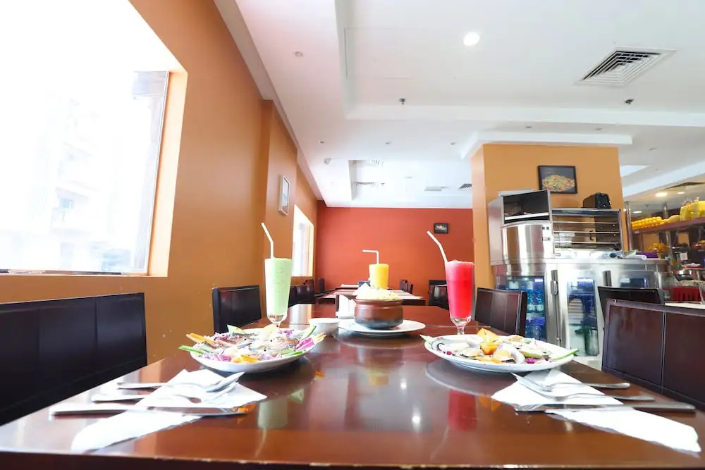 Syaj Hotel