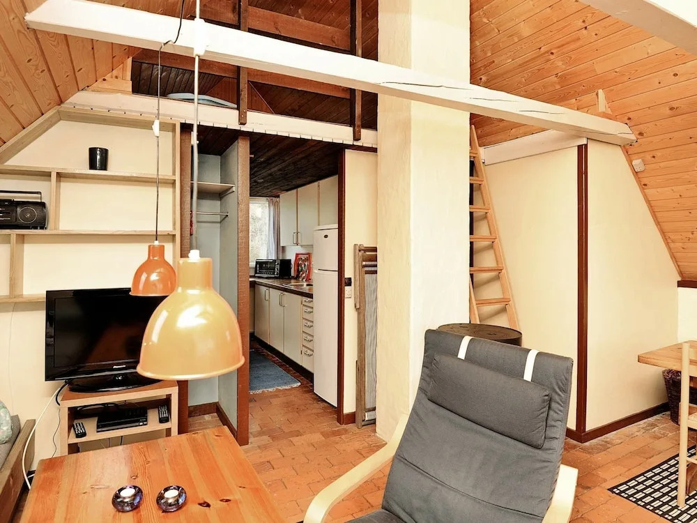 Serene Holiday Home in Ringkøbing Near the Sea