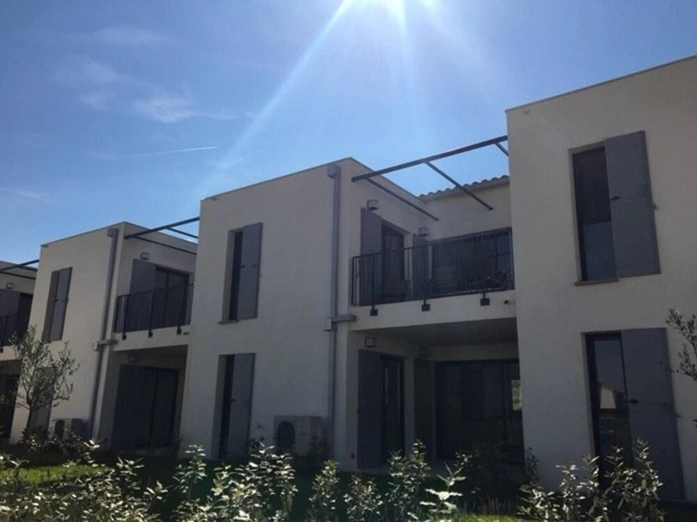 Apartment with 2 Bedrooms in Malaucène, with Pool Access And Wifi