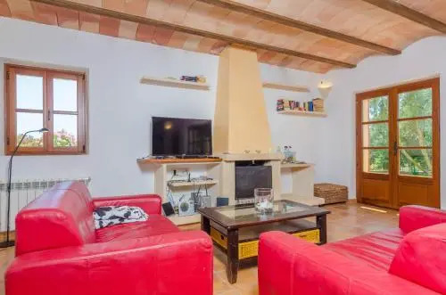 Can Revell villa with Pool & Jacuzzi