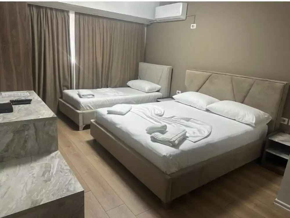 Hotel HER