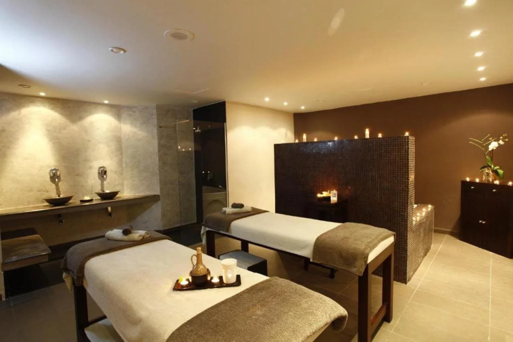 Regency Tunis Hotel