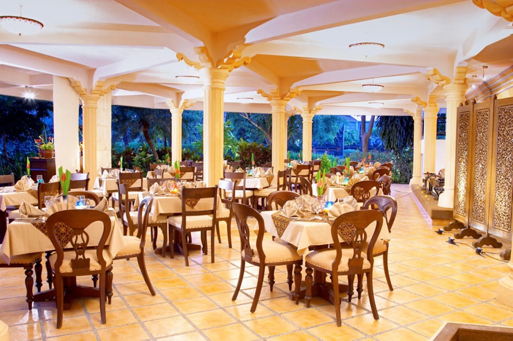 The Cakra Hotel