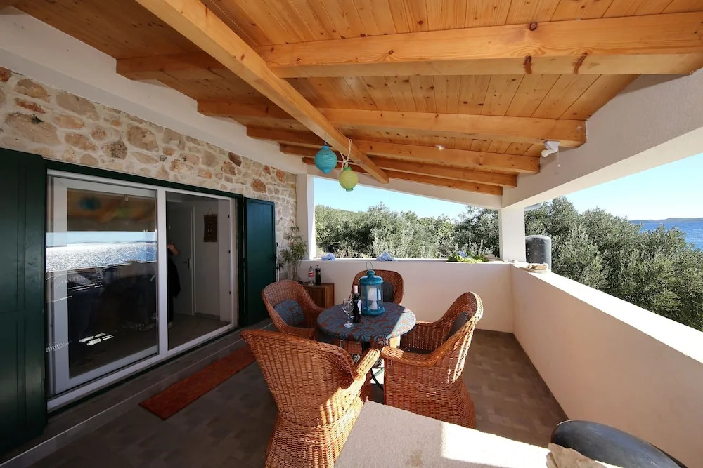 House Mirta