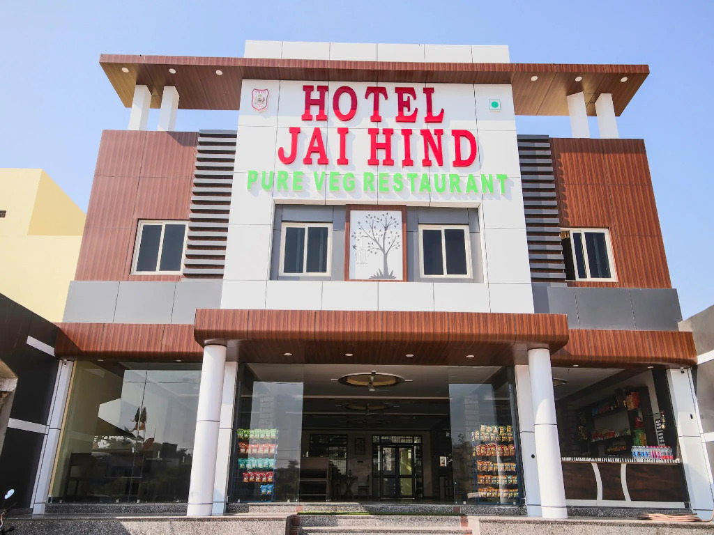 OYO 25084 Hotel Jai Hind