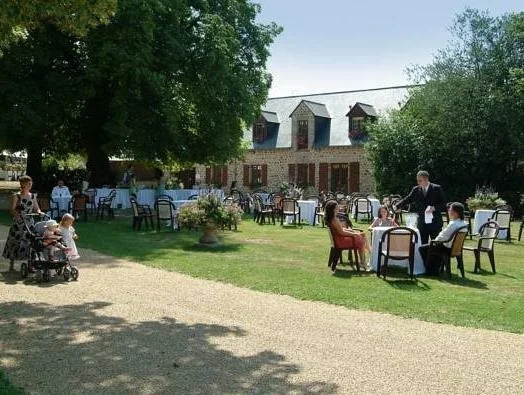 Logis Hotel Restaurant La Marjolaine