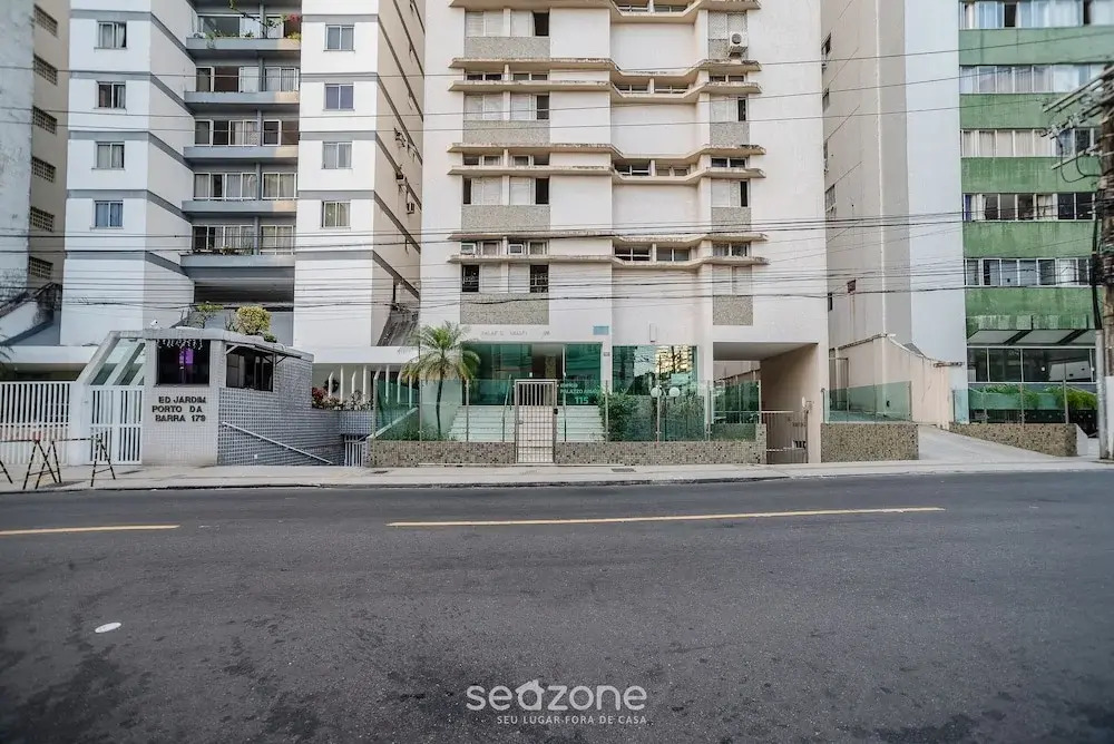 Live Barra: Apt 400m From the Beach Pai0303