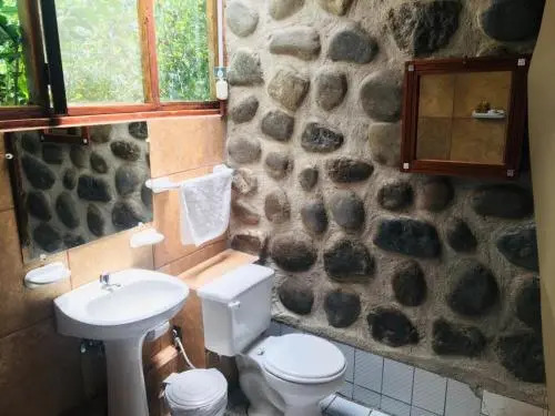 Hostal El Eden de Mindo