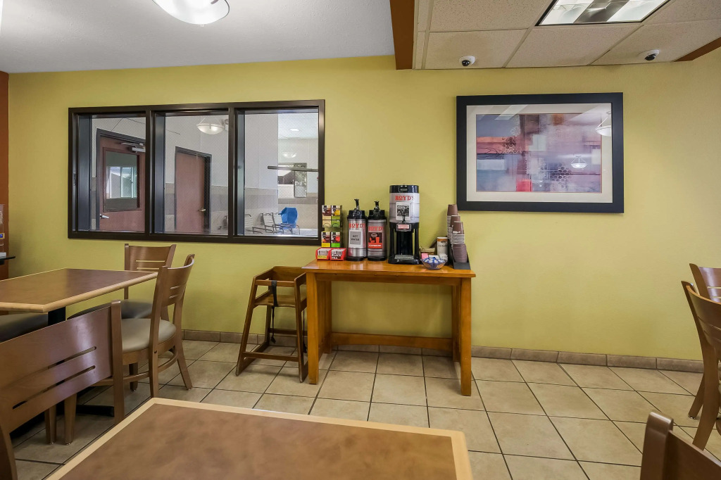 Americas Best Value Sandman Inn