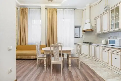 Apartment On Rishelievskaya Street