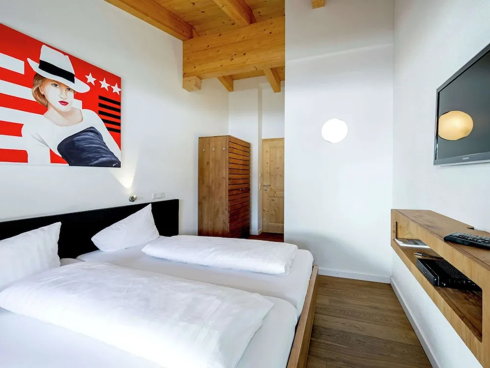 Luxurious Apartment With Sauna, Garage, Roof Terrace