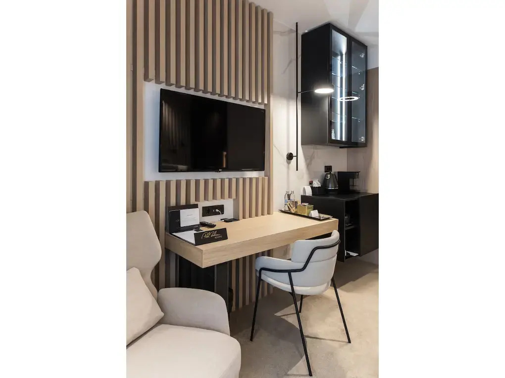Pod Zidom Rooms