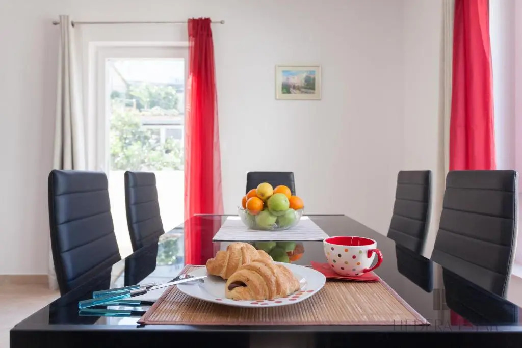 Apartment Rufescens A47