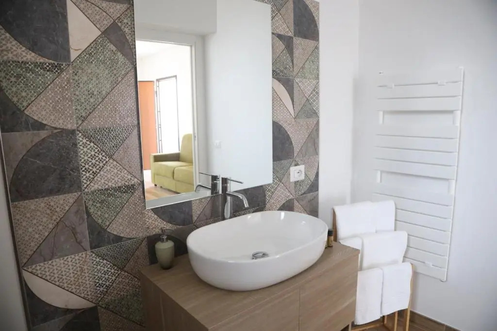 Le Suite del Pastore, Monolocale con Terrazza Privata e Parcheggio Facile, vicino al Centro