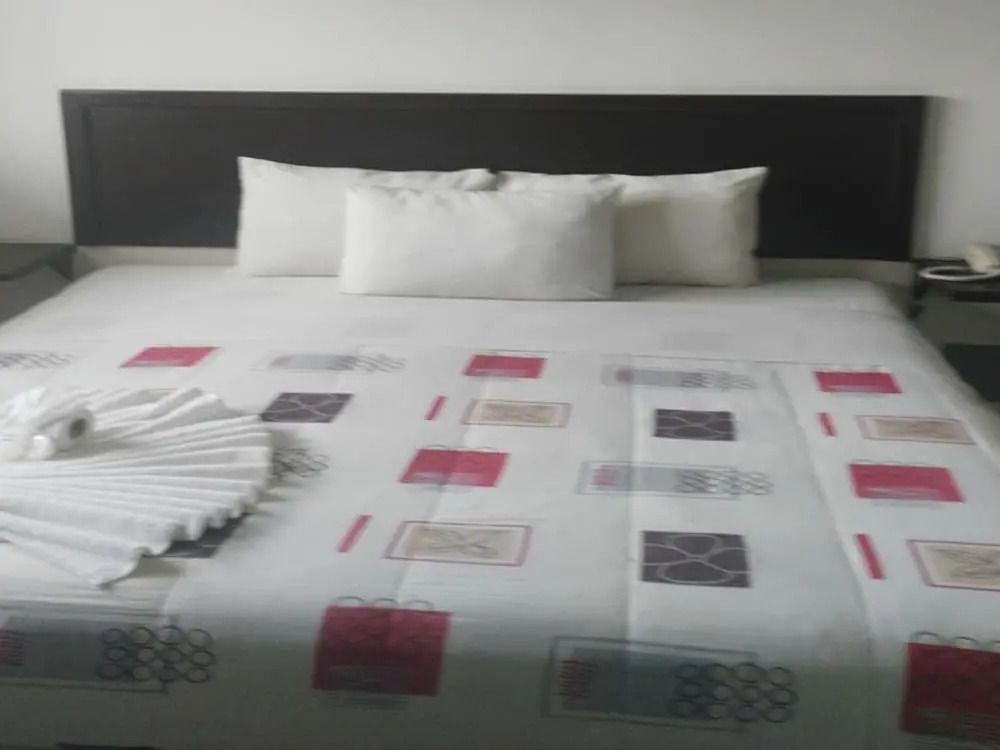 Hotel Edmagra Inn