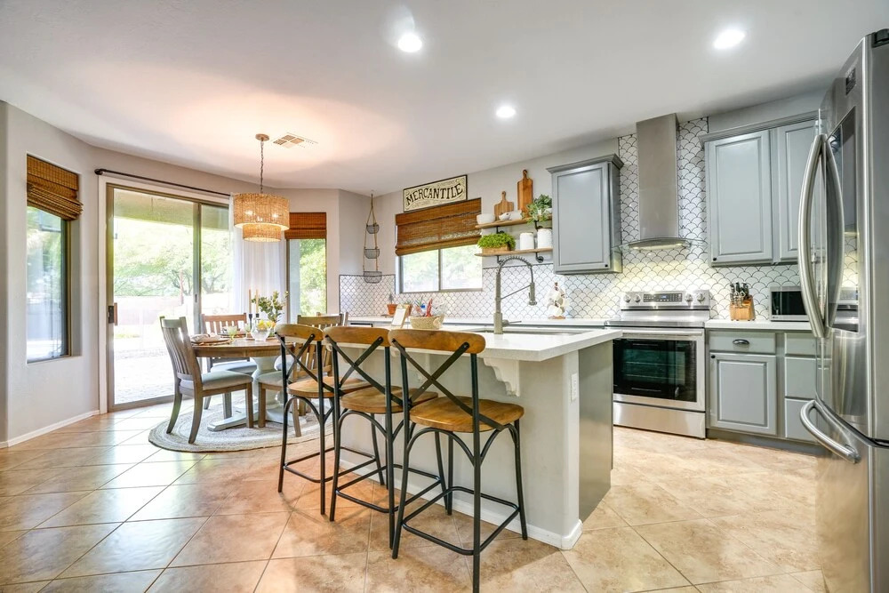 'sunny V' Arizona Retreat w/ Private Pool & Patio