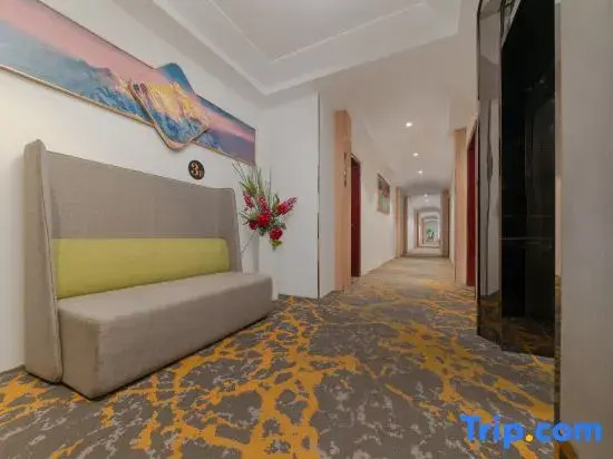 Savile Zhouyi Hotel Guangzhou (Panyu Changlong Banqiao Metro Station)