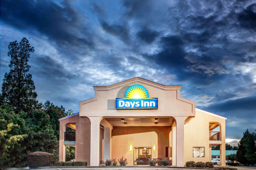 Days Inn Kennesaw