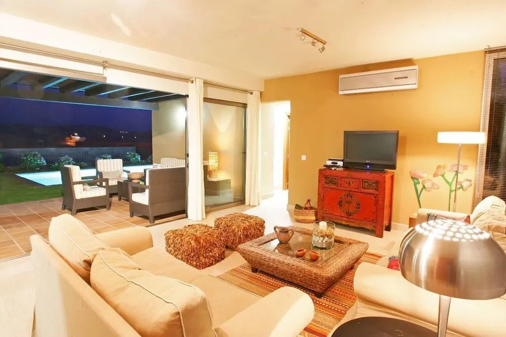 Villa in San B. de Tirajana, Gran Canaria 102858 by MO Rentals