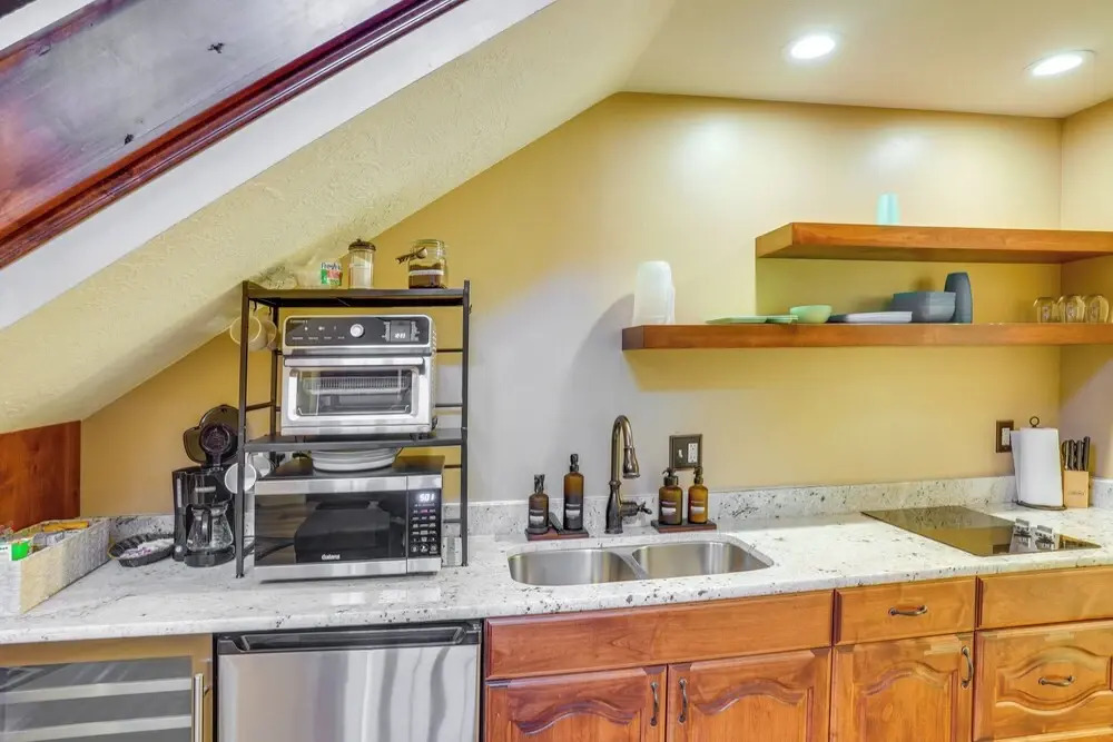 Studio w/ Fireplace: Walk to Downtown Cedar City!