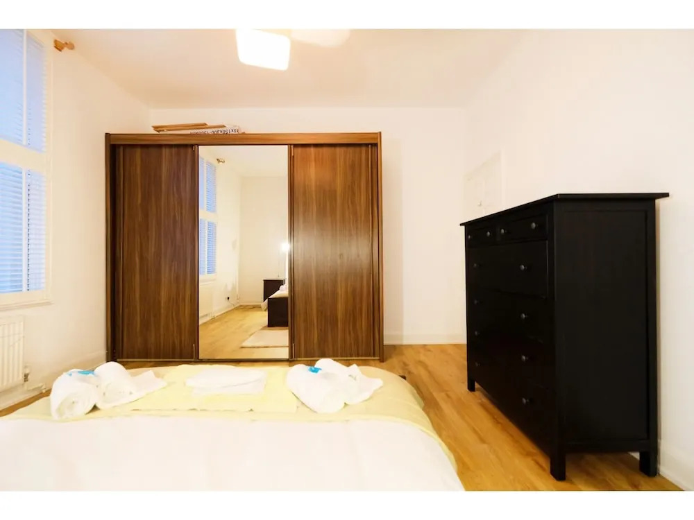 Garden Flat for 4 in Kentish Town/camden