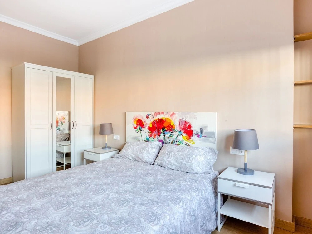 Snug Apartment in Sevilla near Plaza del Cabildo