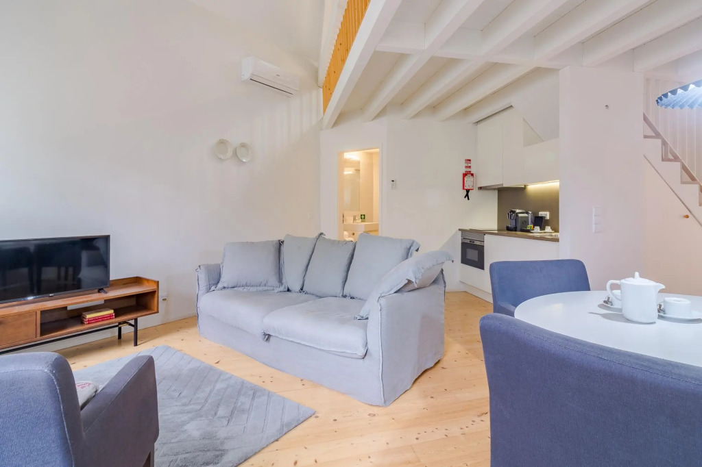Taipas-11 in Oporto With 2 Bedrooms and 1 Bathrooms