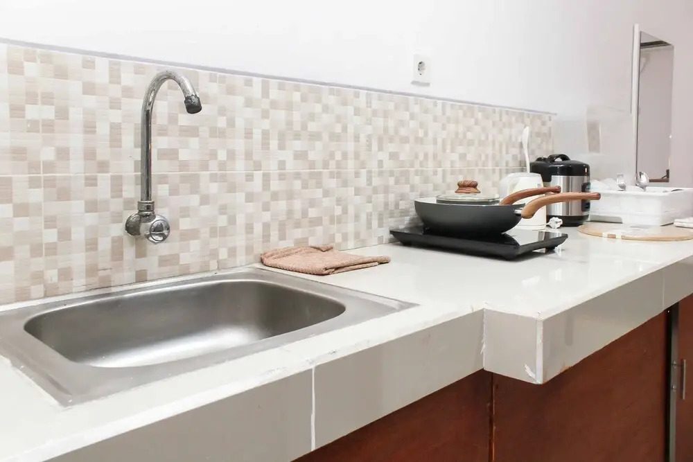 Homey And Simply Studio Room At Enviro Apartment