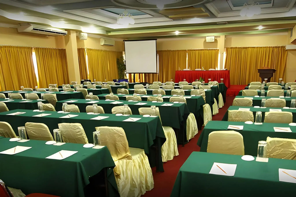 Grand Antares Hotel