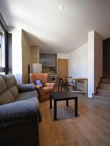 Apartamentos La Rocanda