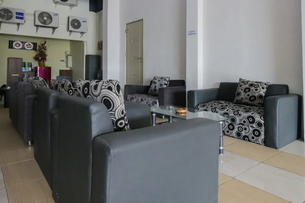Airy Eco Syariah Karang Pilang Mastrip 168 Surabaya