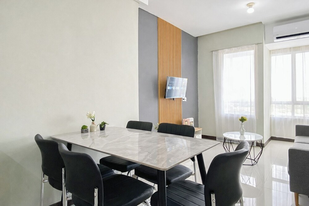 Cozy 2Br For 4 Pax At Nifarro Park Apartment