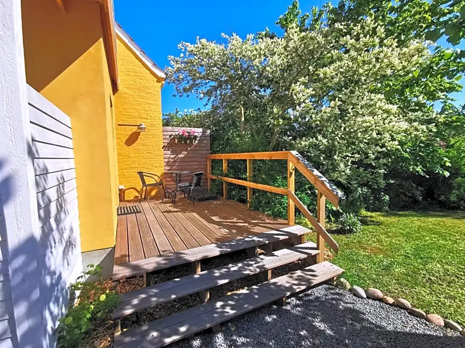 The Cherry - Boutique Guest House - near Rønne & Beach