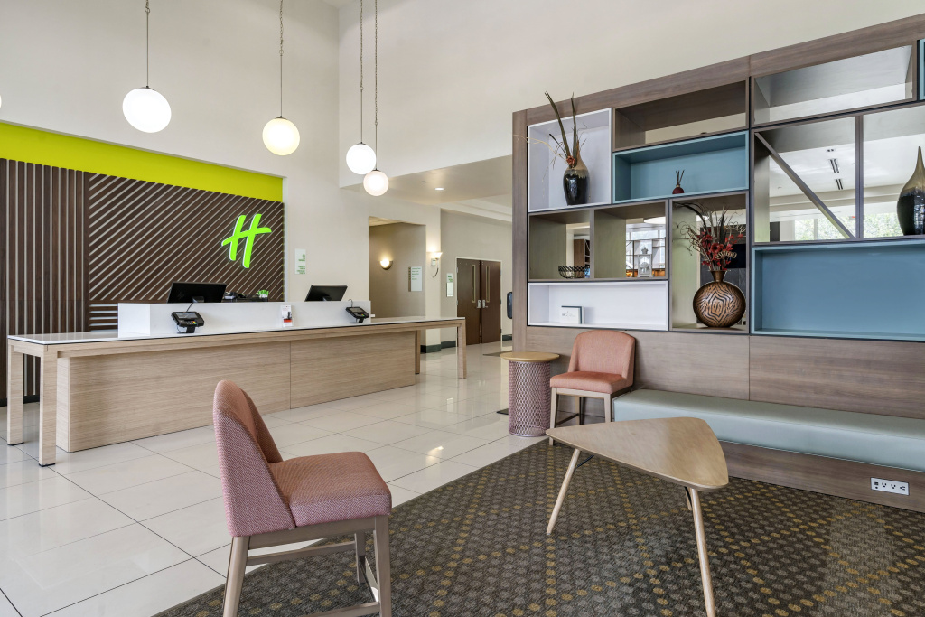 Holiday Inn Louisville Airport South by IHG