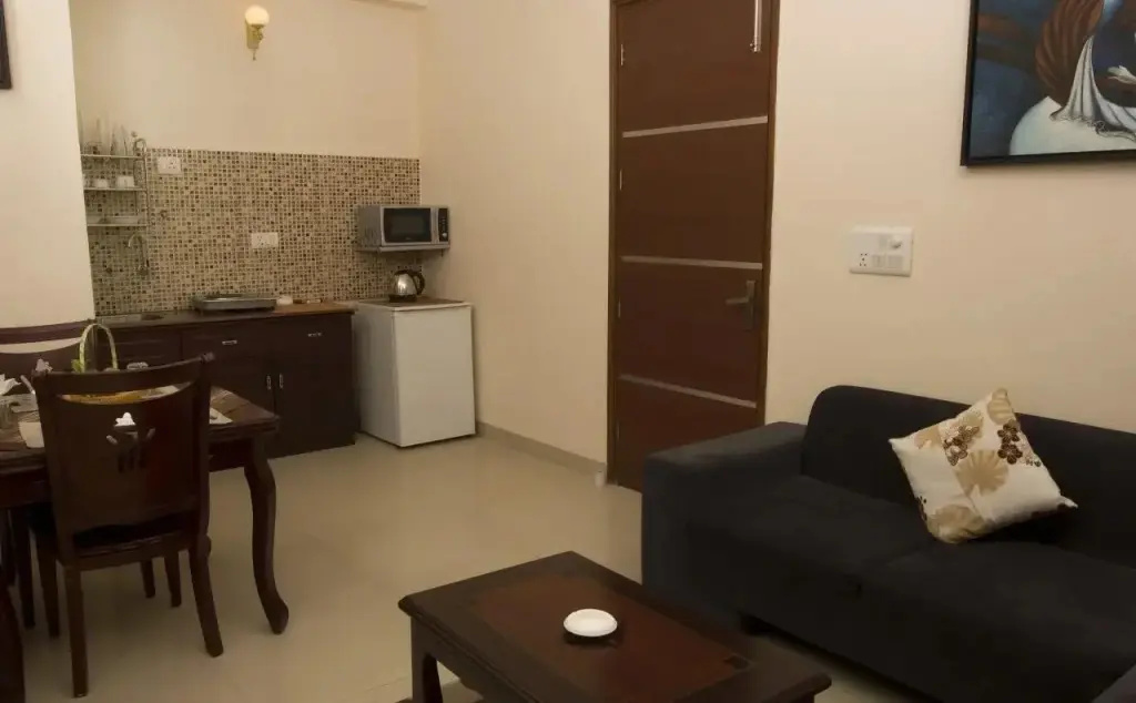 Tree Top Greens Serviced Apartment