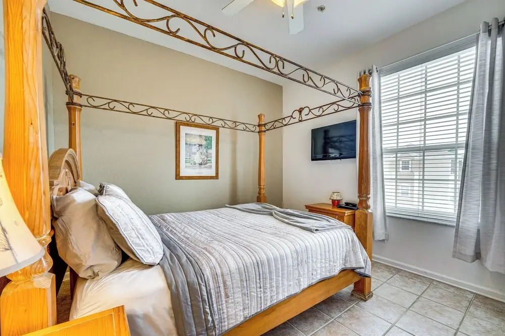 6 Mi to Disney: Kissimmee Resort Vacation Rental!