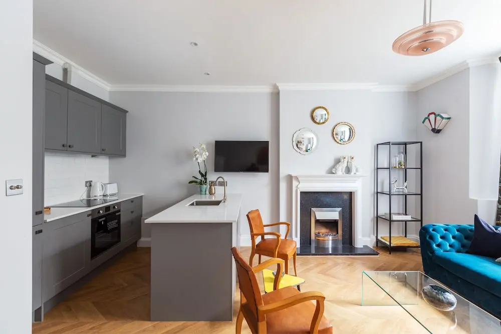Beautiful 2 Bedroom Garden flat