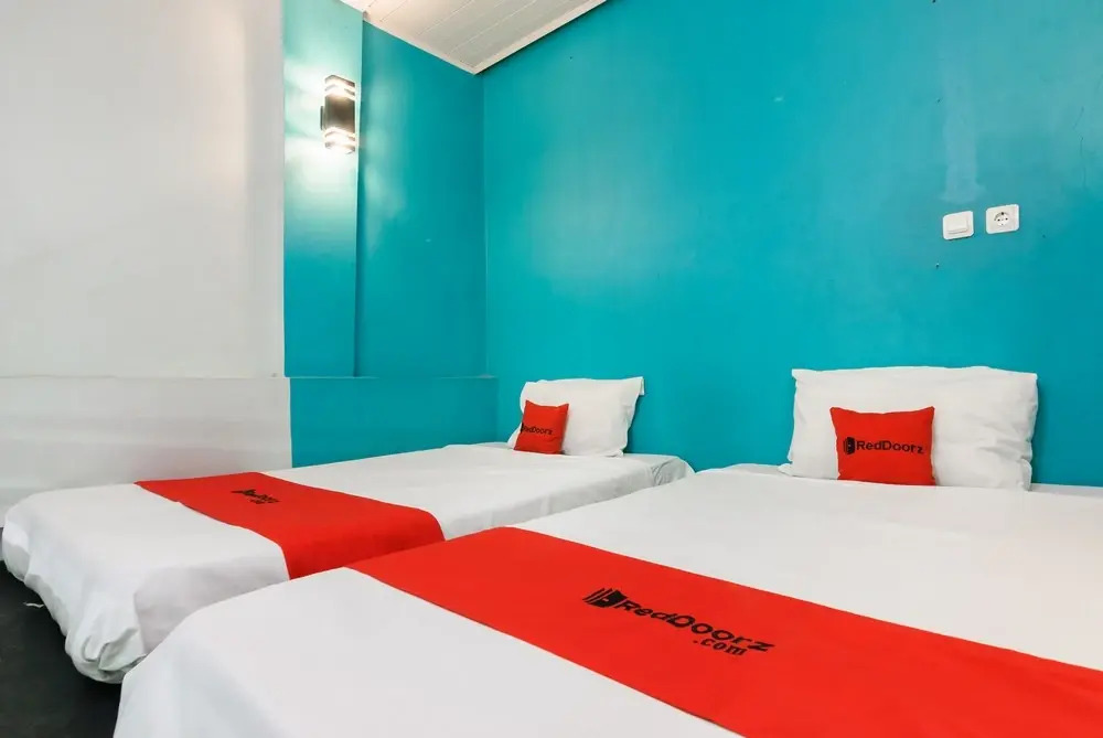 RedDoorz Syariah near Mall Of Serang